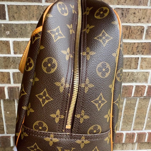 Louis Vuitton deauville